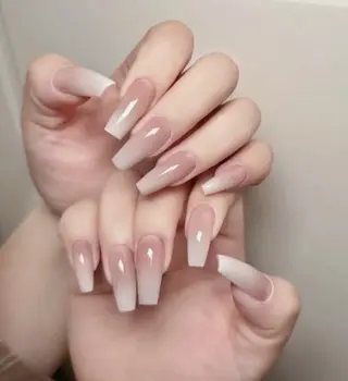 ネイル Fairyフェアリーネイルサロン所属・Nail Hibi サロンのネイルデザイン