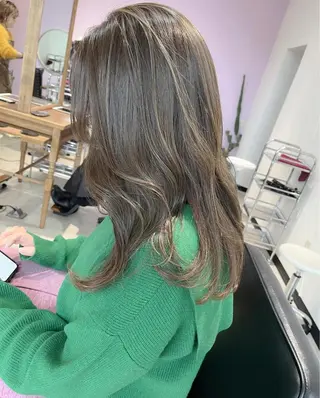 ロング カラー MATTY yoshika 🐻のヘアスタイル