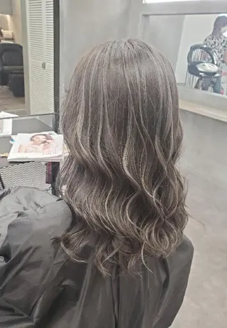 セミロング ✨本日空きあります✨ 遠田コウヘイ🌟のヘアスタイル