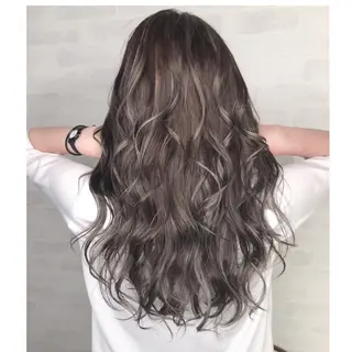 セミロング カラー 北川大輔 🌟レイヤースタイルのヘアスタイル