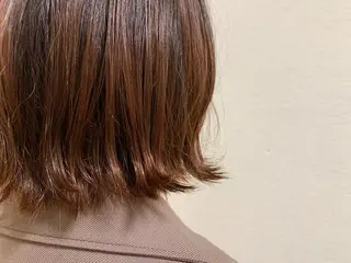 ミディアム カラー 高橋友里亜 /フリーランスのヘアスタイル