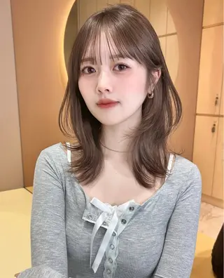 ミディアム カラー 美髪矯正🫧/ 吉田こうすけのヘアスタイル