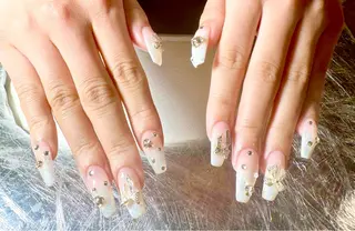 ネイル NekoNailsalon所属・グエン アンのネイルデザイン
