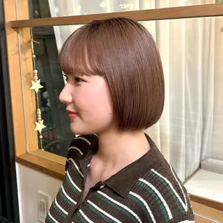 カラー めい/透明感カラー /レイヤー/ボブのヘアスタイル