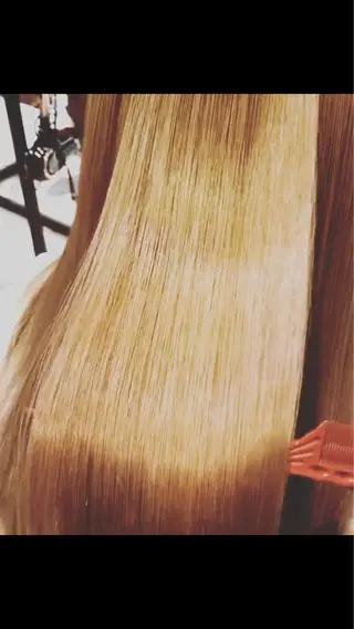 セミロング Emerge渋谷店　［エマージュ］所属・美髪縮毛矯正No1 toshiのヘアスタイル