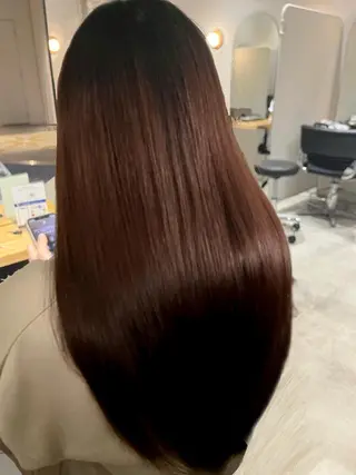 ロング ゴートゥデイシェアサロン表参道店所属・24時間受付可🕒 艶髪のヘアスタイル