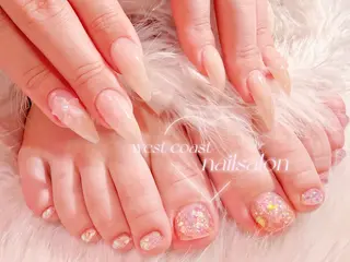ネイル West Coast Nail Salon 池袋西口所属・Kinoko／ チップスカルプ専門店のネイルデザイン