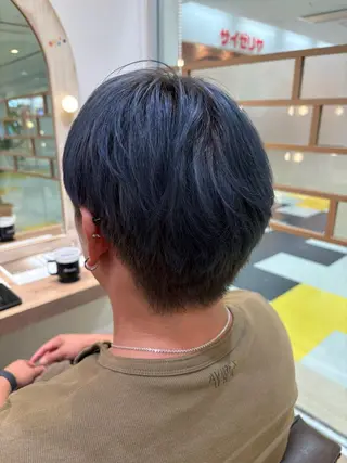 カラー メンズ CREA相武台前所属・メンズ特化美容師⭐ ナツのヘアスタイル