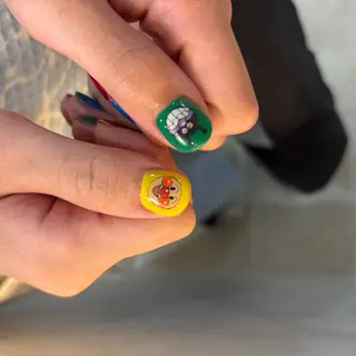 ネイル 栗田 ゆう子のネイルデザイン