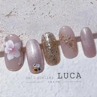 ネイル ネイルアトリエルカ スタッフのネイルデザイン