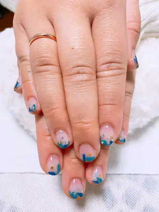 ネイル The Best Beauty受付担当のヘアスタイル