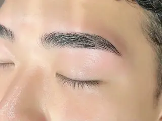 アイブロウ メンズ 🧸垢抜け眉🧺 じゅん。のマツエク・マツパデザイン