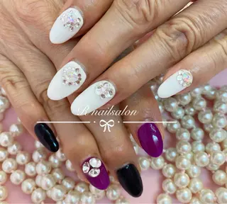 ロング R NAILSALONのネイルデザイン