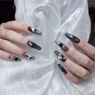 ネイル Chisa Nail Studio所属・チ サのネイルデザイン