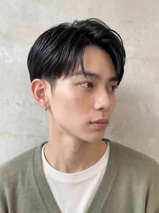 ショート 男性 スタイリストのエステ・リラクイメージ