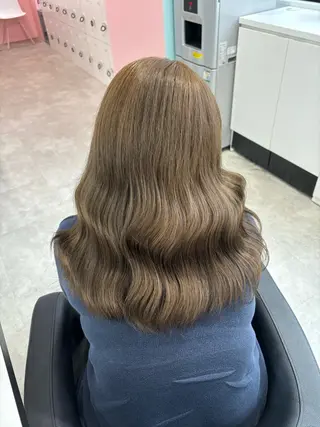 カラー Wカラー/暖色/べ ージュりく©︎🐝のヘアスタイル