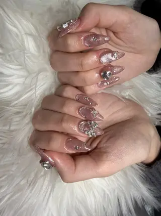 ネイル Lady Nails 1993所属・タナカ フォンのネイルデザイン