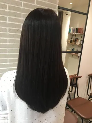 ロング ウルフカット／吉村 桃子のヘアスタイル