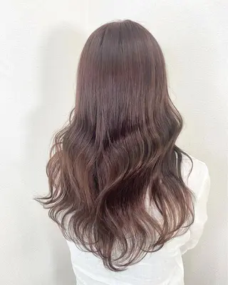 ロング カラー ANKH CROSS 新宿店所属・色ムラ修正の神様 新宿ハイトーンかすみのヘアスタイル