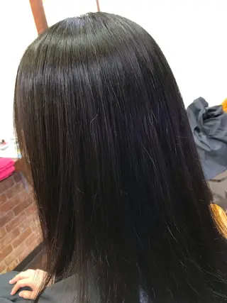 セミロング パーマ 桧山 真のヘアスタイル