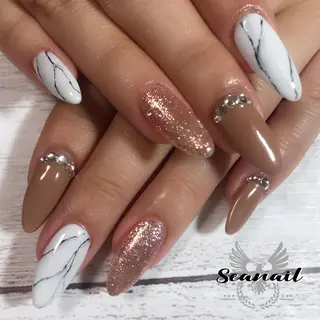 ネイル 小尾 栞のネイルデザイン