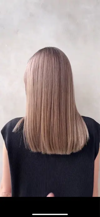 セミロング カラー nok所属・レイヤー/ベージュ/ どますず🌺のヘアスタイル