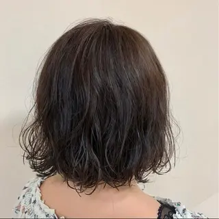 ミディアム カラー パーマ 【Sweep】おじま のぞみのヘアスタイル