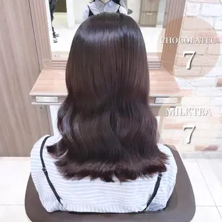 ミディアム カラー 縮毛矯正/髪質改善 継続する美髪のヘアスタイル