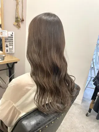 ロング カラー 色白に見える暗髪 梅田・増田のヘアスタイル