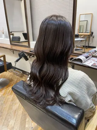 ロング カラー Rolen.所属・佐藤 海璃のヘアスタイル