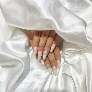 ネイル WISTERIA azusaのネイルデザイン