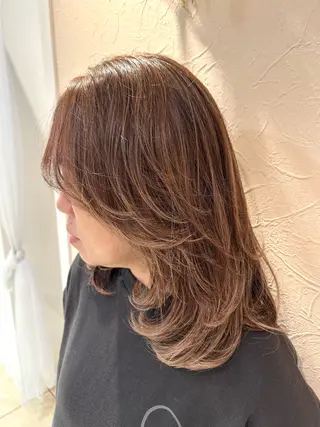 ミディアム 海外ヘア/透明感ヘア 湘南台/hinakoのヘアスタイル