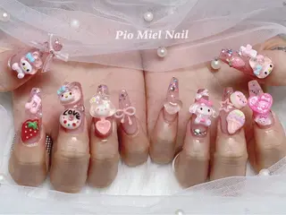 ネイル Pio Mielのネイルデザイン