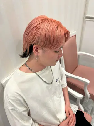 ショート カラー Via  京都烏丸所属・ブロンド/ハイトーン /レイヤー/りなのヘアスタイル