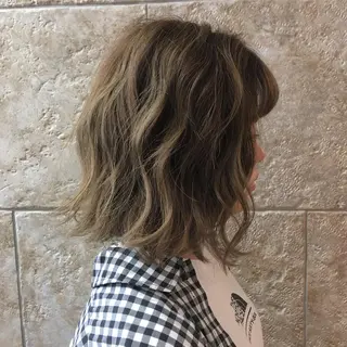 ミディアム カラー 斉藤 貴也のヘアスタイル