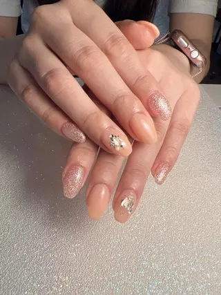 カラー ネイル You&Me Yukiのネイルデザイン