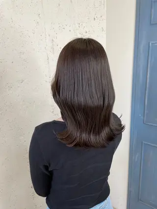 ミディアム カラー 透明感カラー🎀 ／レイヤー／マツエクのヘアスタイル