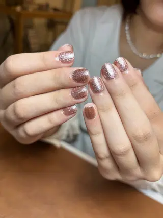 ネイル 福山 千尋のネイルデザイン