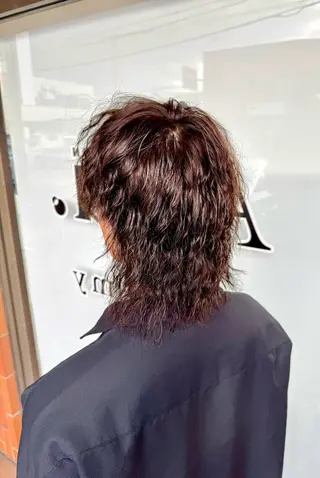 セミロング カラー メンズ 渡部 優輝のヘアスタイル