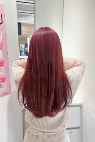 ロング カラー 猪狩 杏菜のヘアスタイル