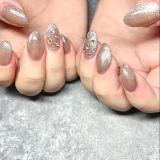 ネイル WHITE NAIL 難波店 YUMAのネイルデザイン