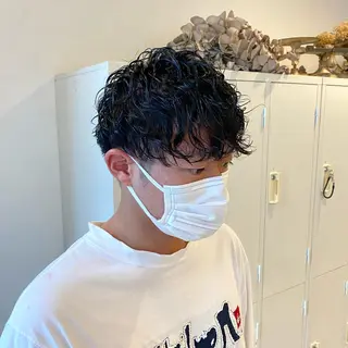 ショート メンズパーマ/ダウン パーマ/十文字玲音のヘアスタイル