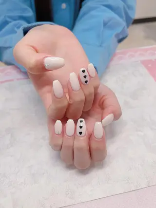 ネイル バニーアイズ　ネイル ニューオータニ博多店のネイルデザイン