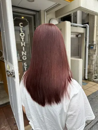 ミディアム miloc MOMOKAのヘアスタイル