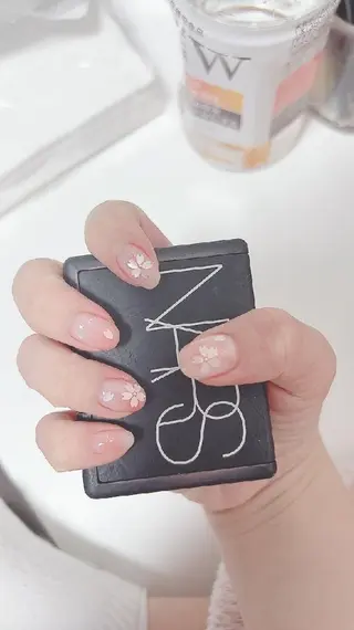 ネイル E·U·B ネイル所属・横浜市中区曙町 E·U·Bネイルのネイルデザイン