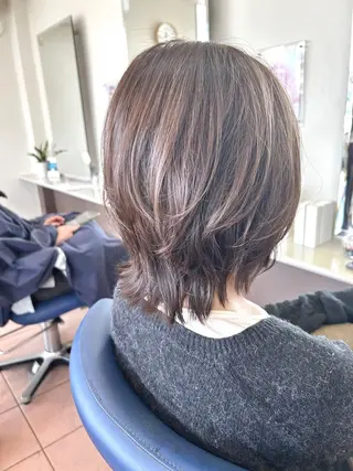 ミディアム カラー attrice 秋山梨紗のマツエク・マツパデザイン