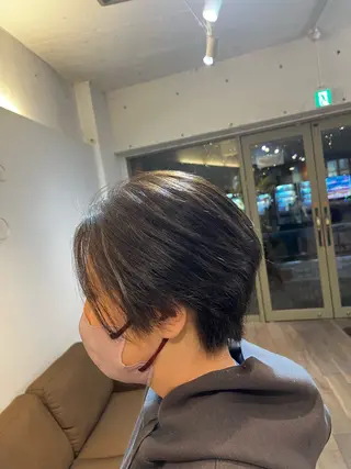 ショート カラー 臺 佳連のヘアスタイル