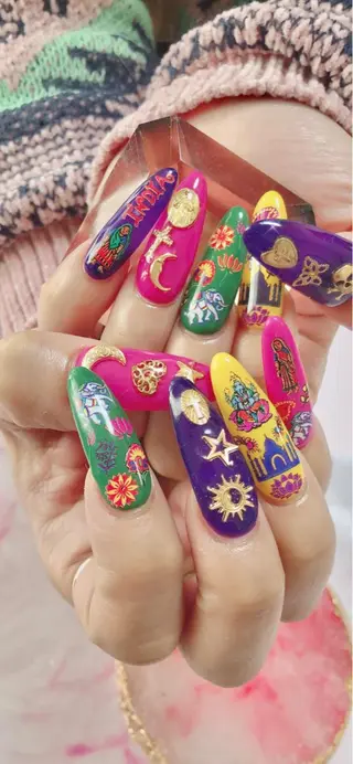 セミロング カラー キッズ ネイル マツエク・マツパ 💎ビューティサロン 湘南　RIRAN💎のネイルデザイン