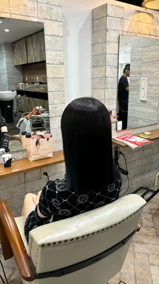 セミロング ブルーJR高槻本店所属・高槻No.1髪質改善 /艶髪カラー/たくみのヘアスタイル