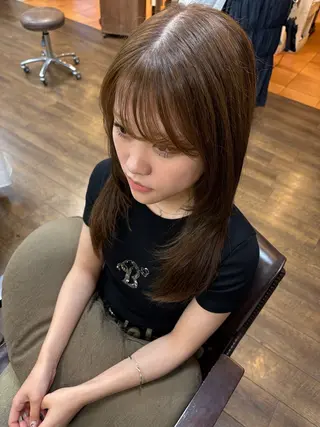 ロング カラー ヘアアレンジ chacha blanc元山のヘアスタイル